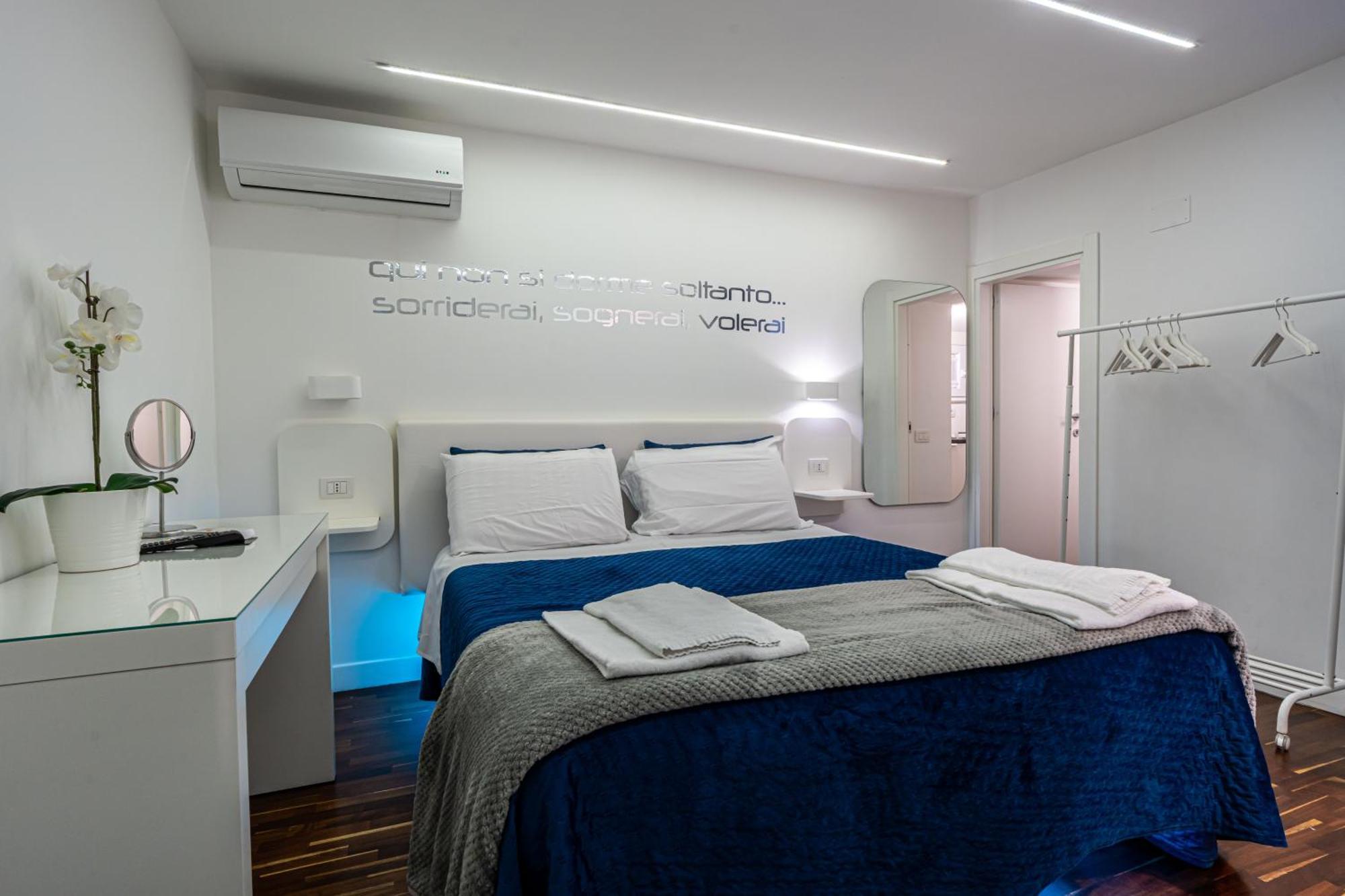 Bed and Breakfast Skyhouse Duomo Neapol Exteriér fotografie