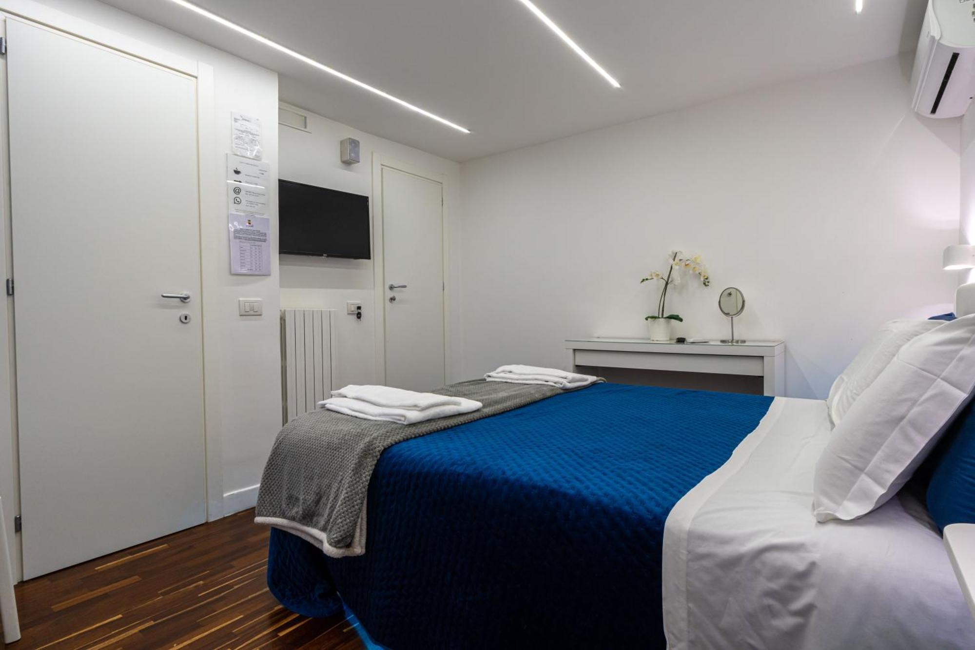 Bed and Breakfast Skyhouse Duomo Neapol Exteriér fotografie